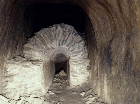 18-10.jpg - Le tunnel et le début de l'aqueduc (Photo Laurent Guyot).