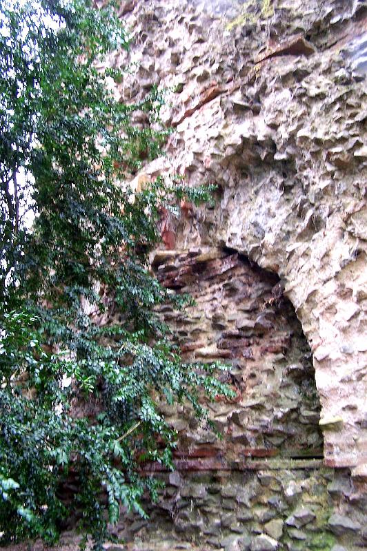 58-06.jpg - Même sur quelques arches de moindre hauteur, le remplissage fut effectué (Photo Jean-Claude Litaudon).
