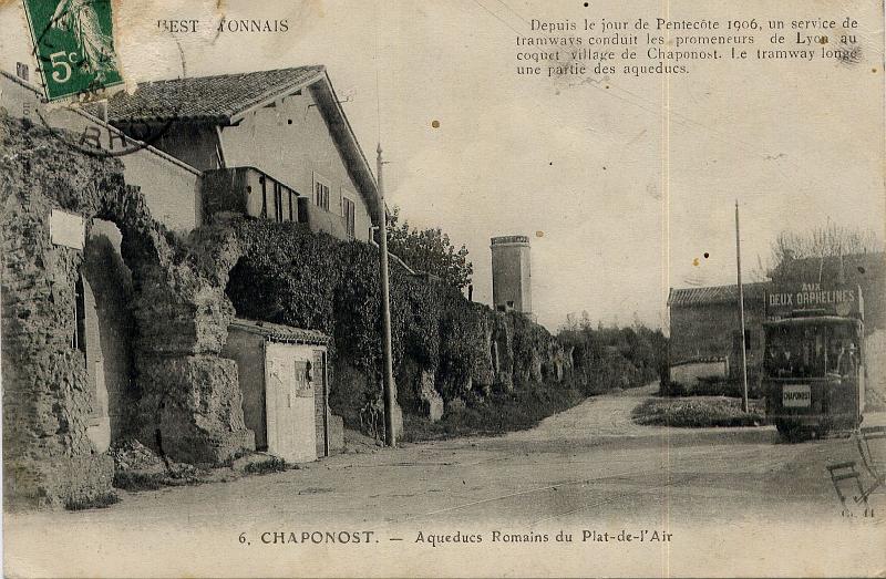 66-23.jpg - Question : Est-ce que les billets pris  à l'avance sont encore valables ? (Carte postale ancienne, coll. Jean-Claude Litaudon);